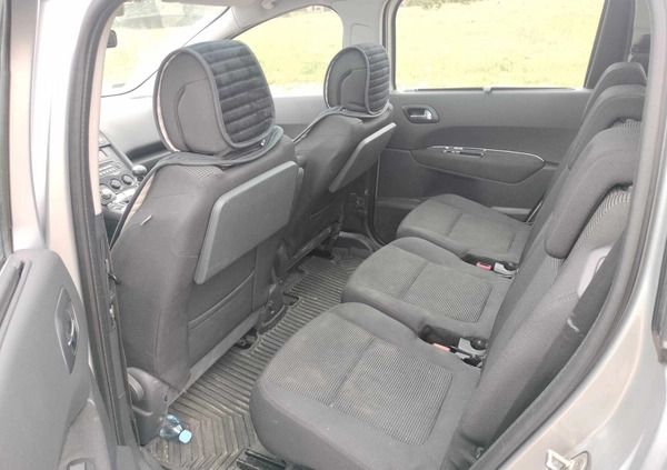 Peugeot 5008 cena 16500 przebieg: 165000, rok produkcji 2011 z Drezdenko małe 106
